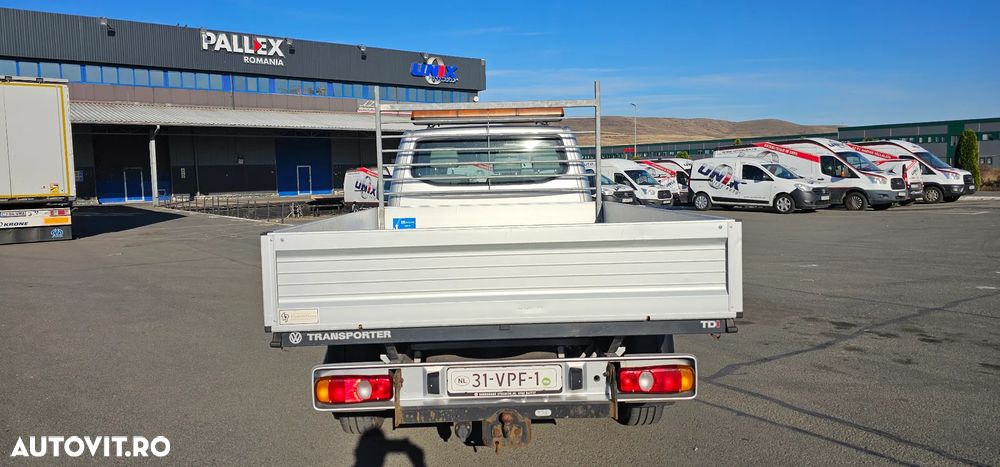 Volkswagen T5 1.9 TDi - 18