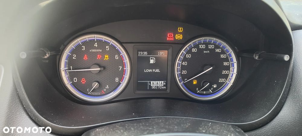 Suzuki S-Cross - 11