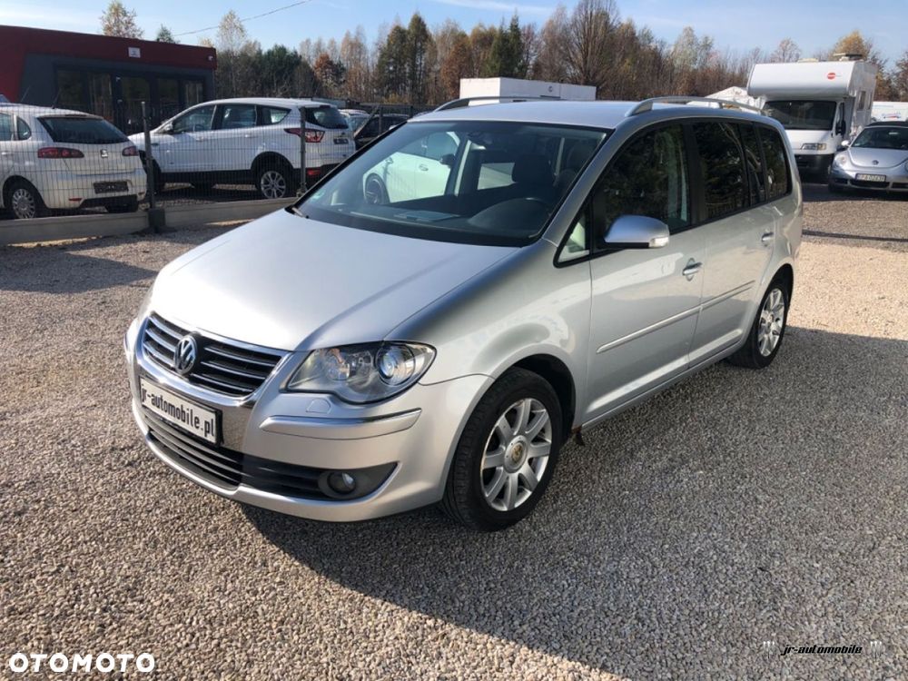 Volkswagen Touran - 3