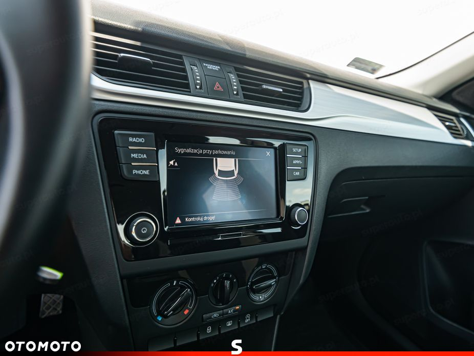 Skoda RAPID 1.0 TSI Ambition - 16