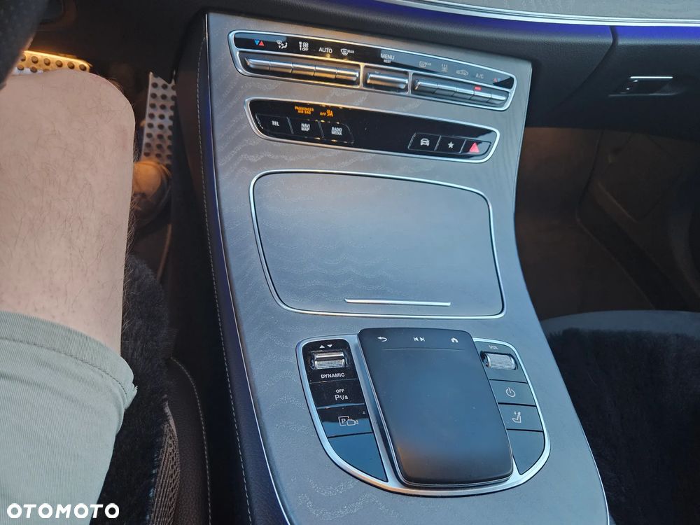 Mercedes-Benz Klasa E 300 de 4Matic 9G-TRONIC Avantgarde - 18