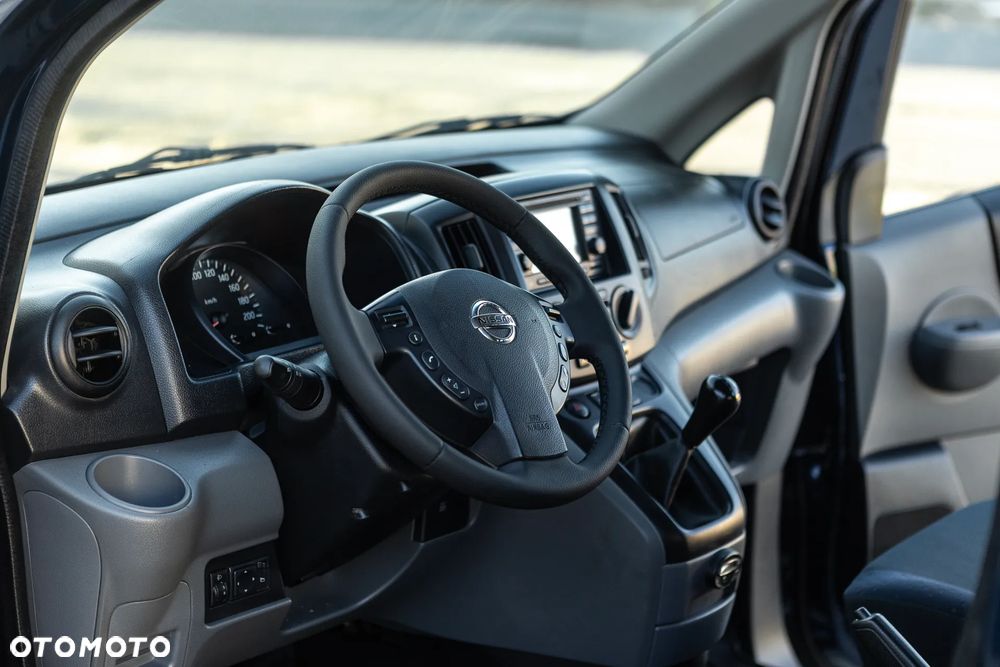 Nissan NV200 - 21