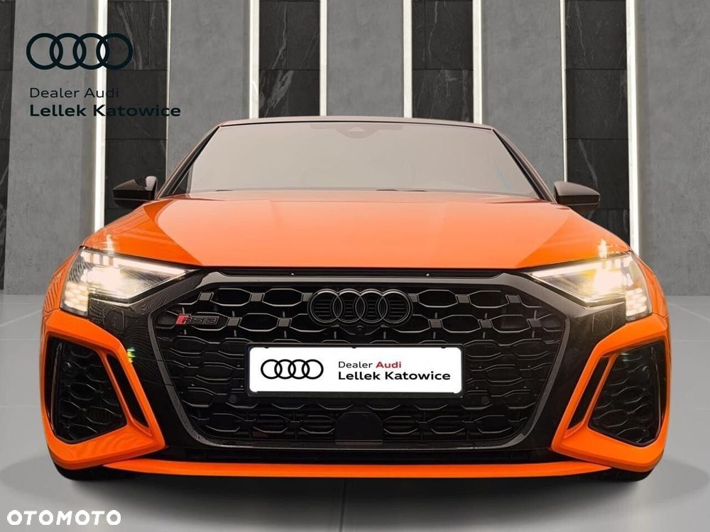 Audi RS3 Limousine - 8