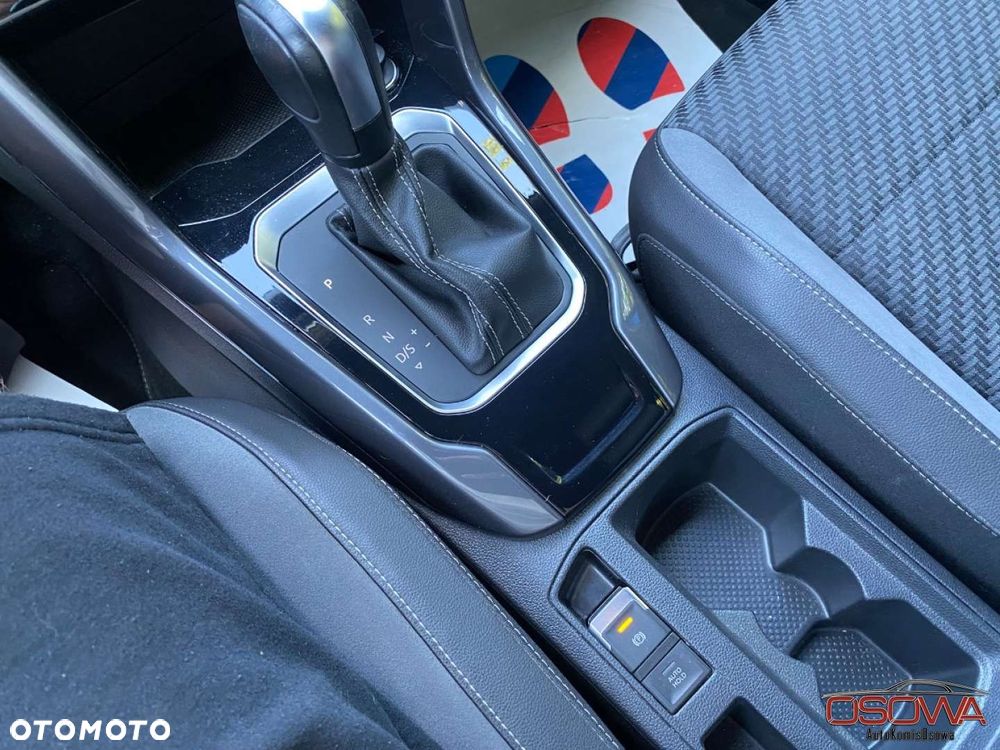 Volkswagen T-Roc 1.5 TSI OPF DSG R-Line - 36