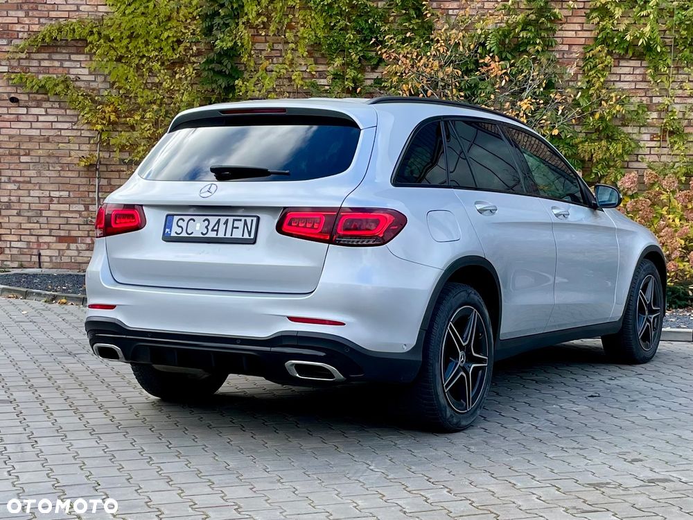 Mercedes-Benz GLC 220 d 4Matic 9G-TRONIC AMG Line - 4