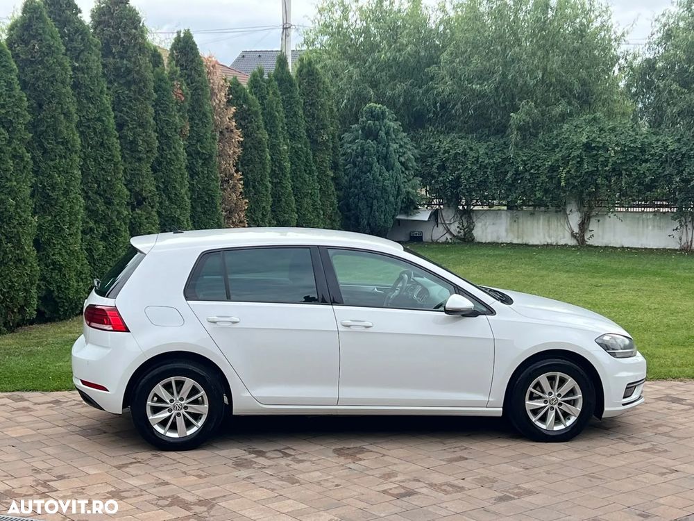 VOLKSWAGEN Golf 2018 — imagine 3