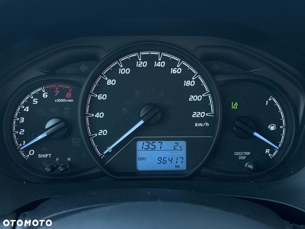 Toyota Yaris 1.5 Active - 19