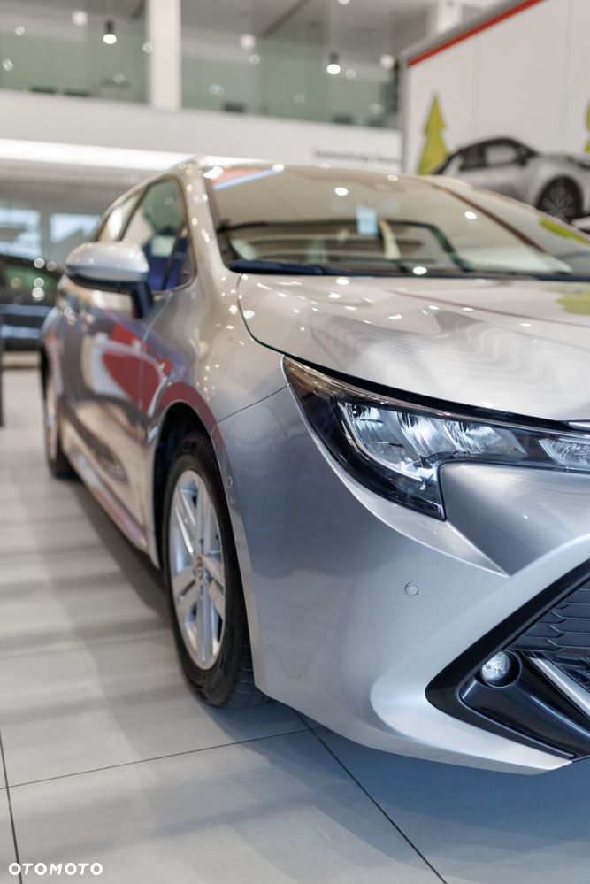 Toyota Corolla 1.8 Hybrid Comfort - 10