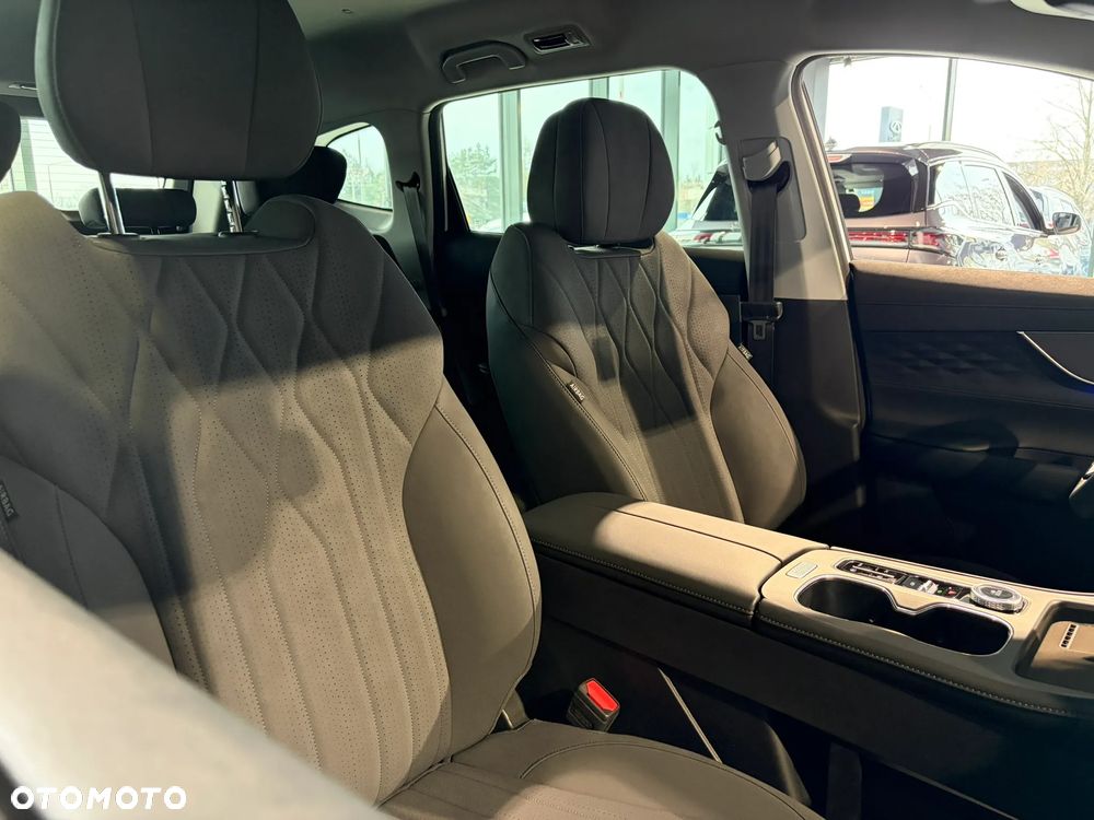 Chery Tiggo 8 1.5 T-GDI Super Hybrid Comfort DCT - 7