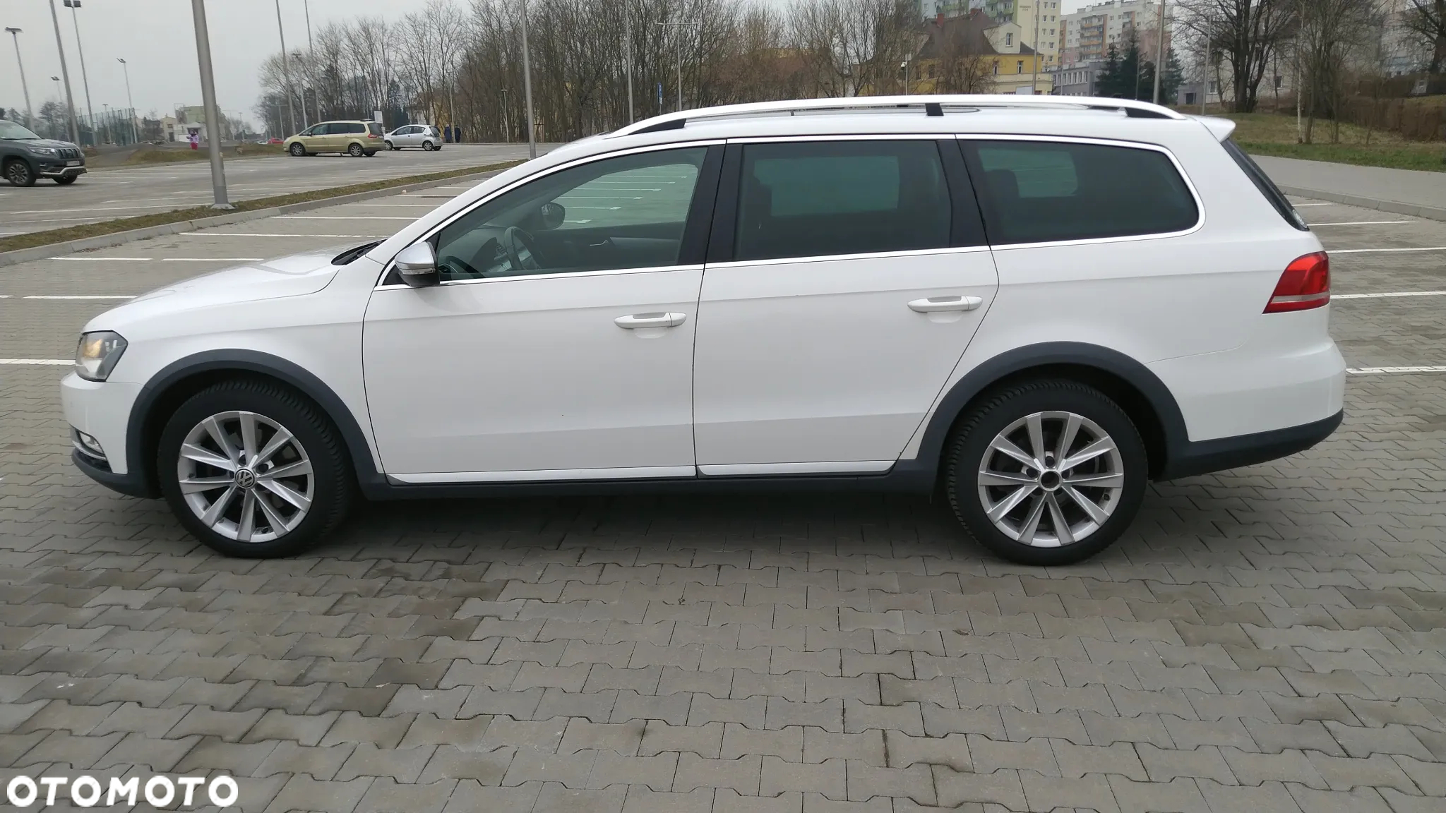 Volkswagen Passat Alltrack - 15