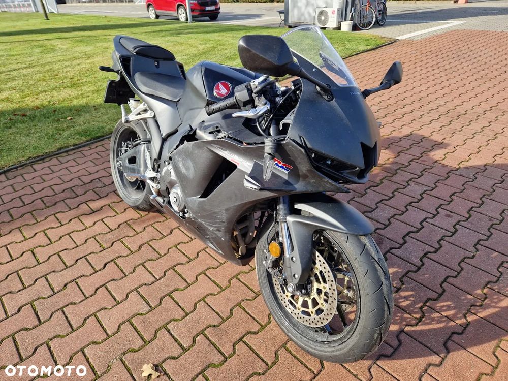 Honda CBR - 17