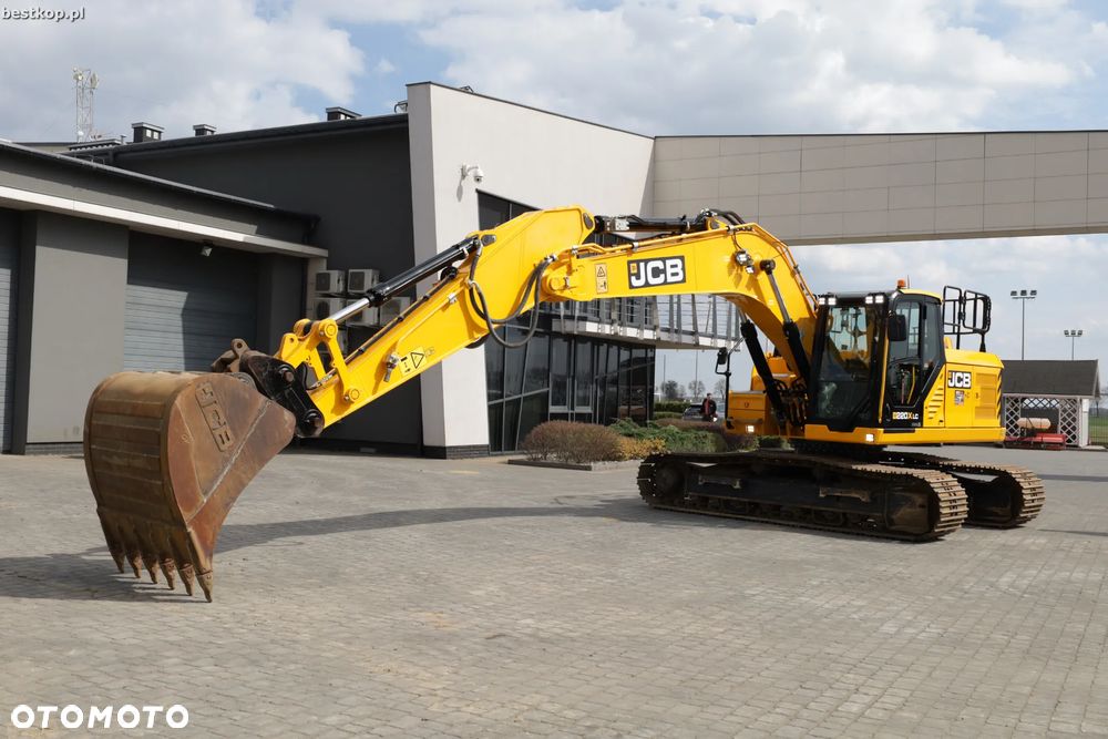 JCB 220X - 33