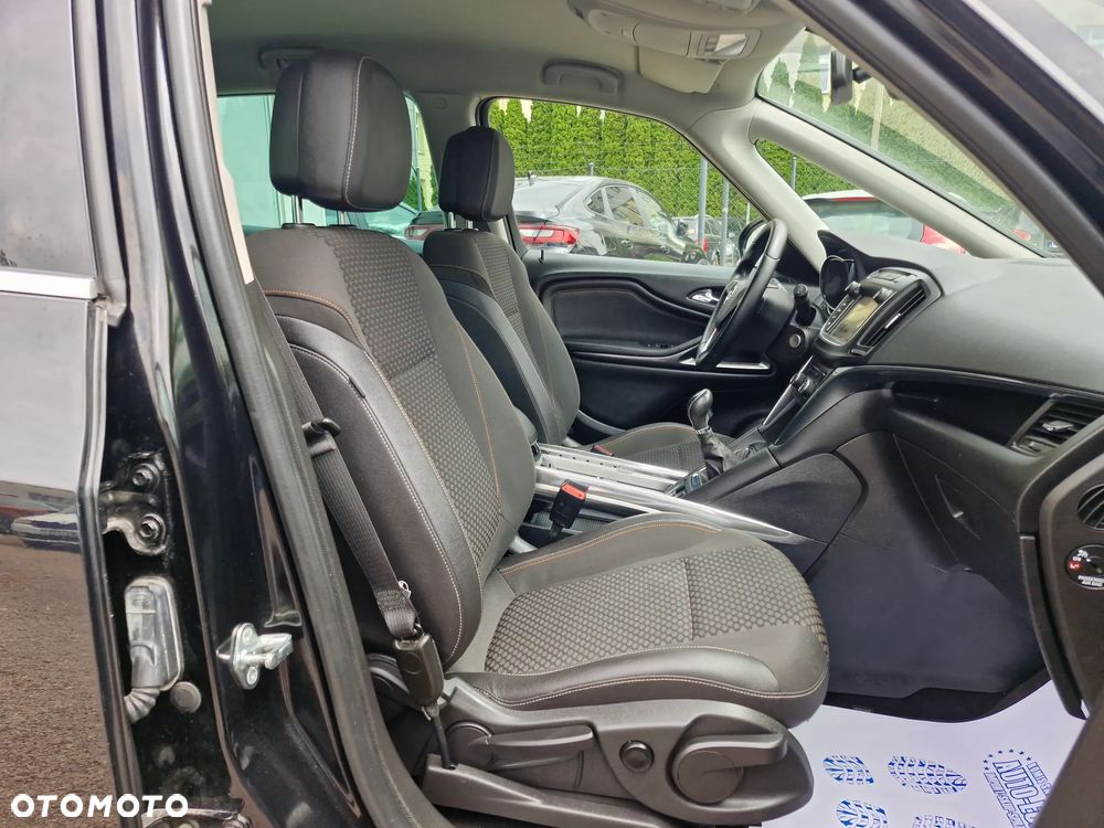 Opel Zafira 1.4 T Cosmo EcoFLEX S&S - 17
