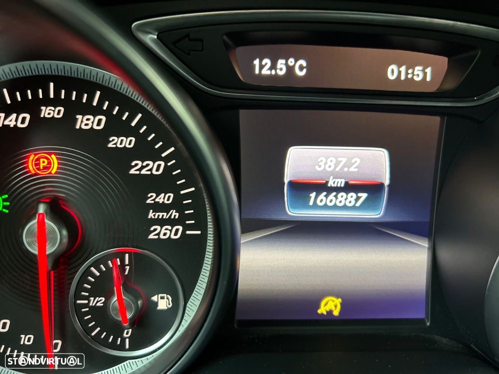 Mercedes-Benz CLA 200 - 34