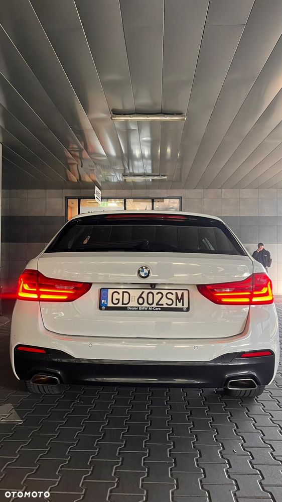 BMW Seria 5 520d - 25