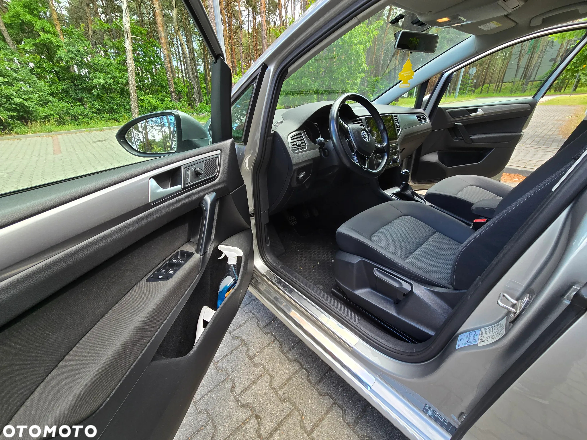 Volkswagen Golf Sportsvan - 17