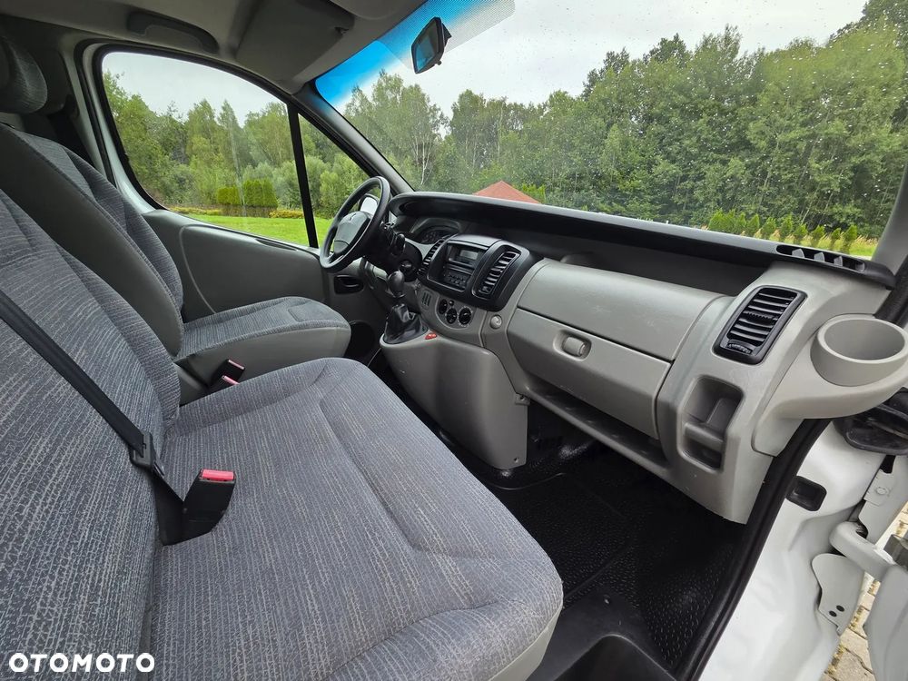 Renault Trafic - 26