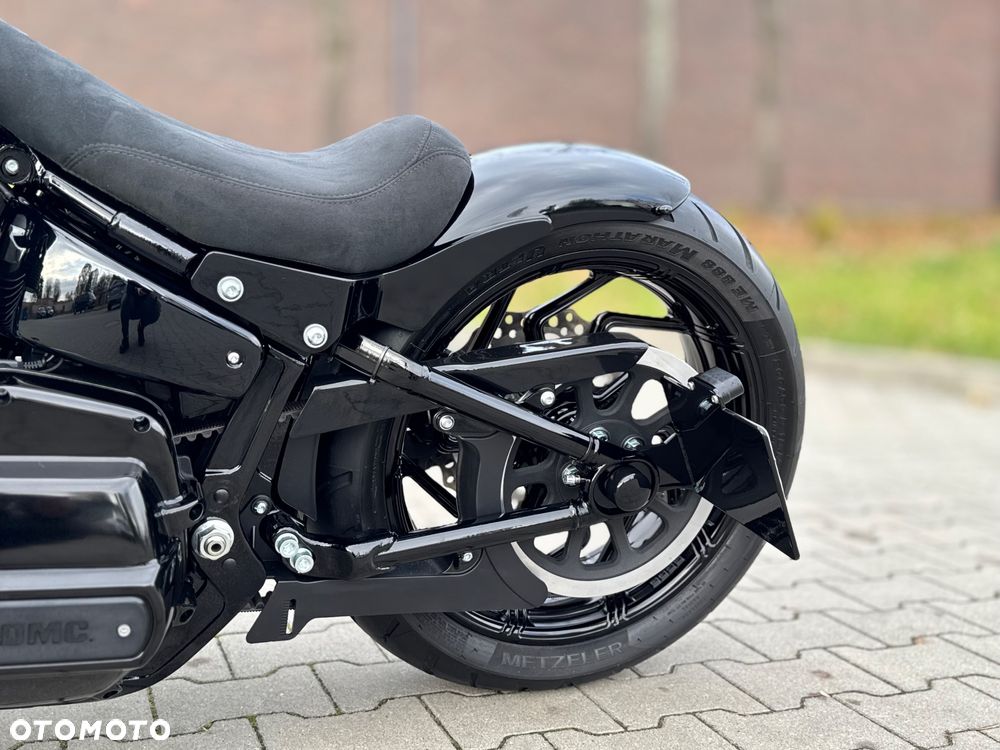 Harley-Davidson Softail Heritage Classic - 16