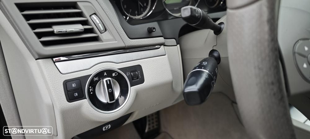 Mercedes-Benz E 220 CDI Avantgarde BlueEfficiency - 26