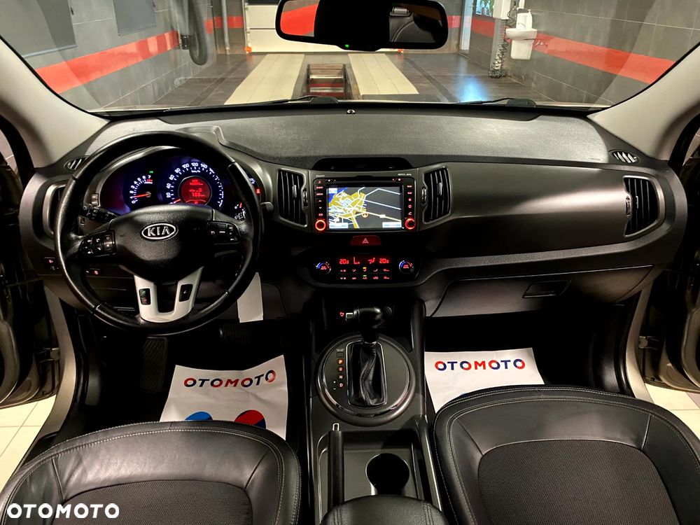 Kia Sportage 2.0 M - 17