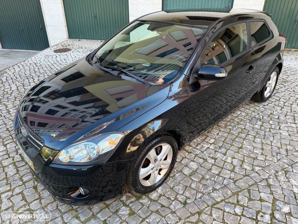 Kia Ceed S Coupé 1.4 CVVT EX ISG - 27