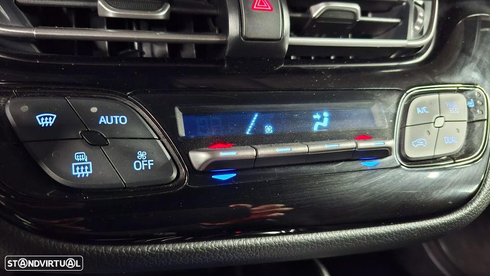 Toyota C-HR 1.8 Hybrid Square Collection - 16