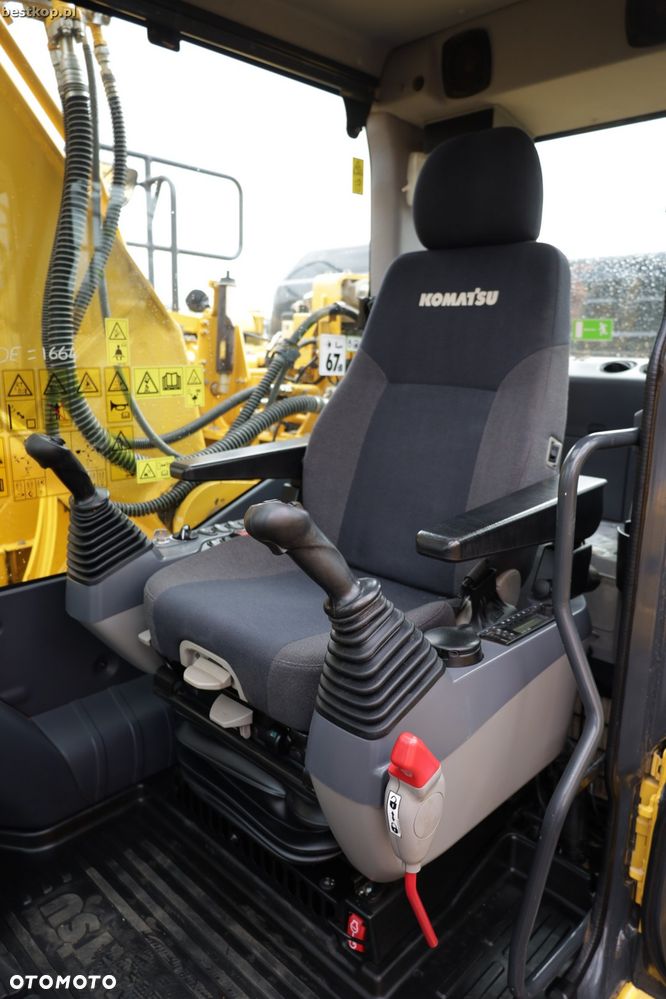 Komatsu PC210LC-11 - 18