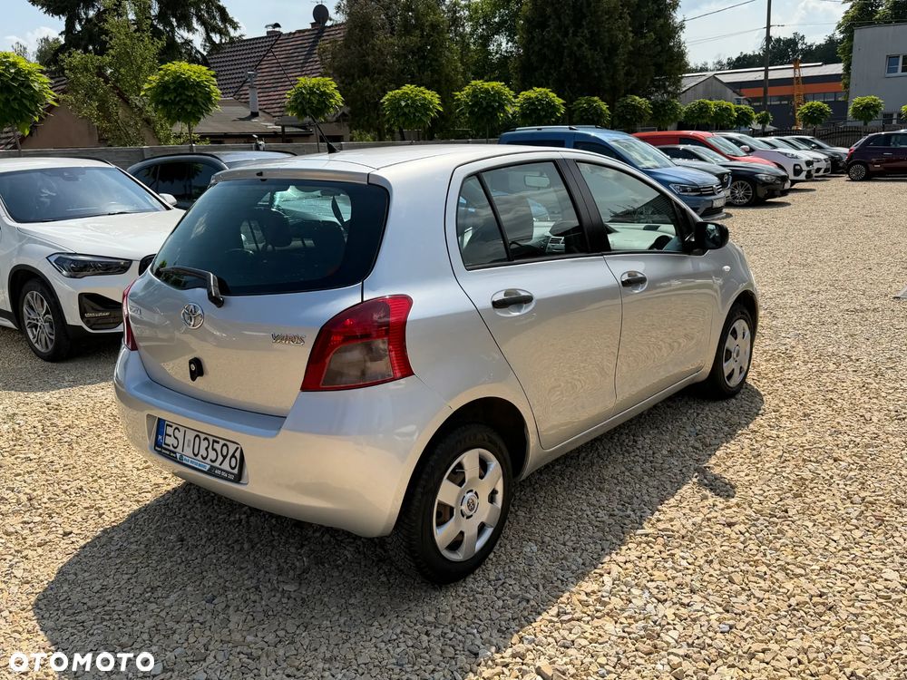 Toyota Yaris 1.0 Luna Start - 6