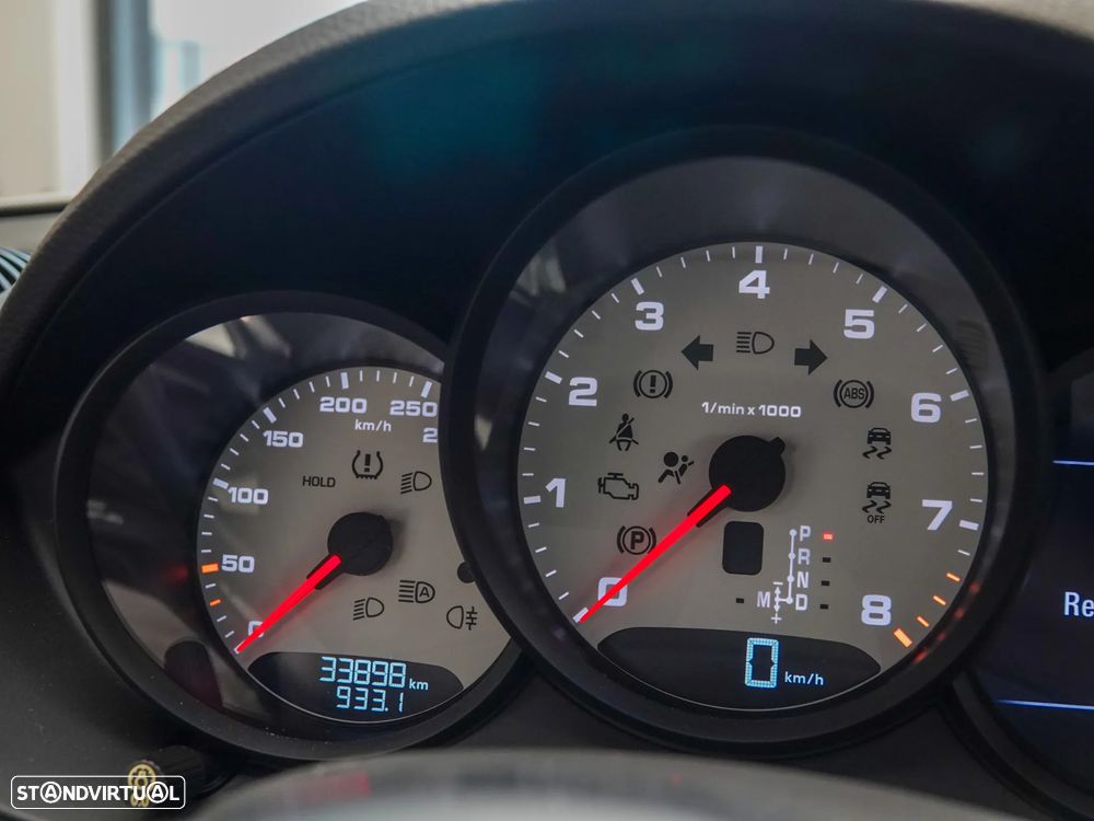 Porsche 718 - 18
