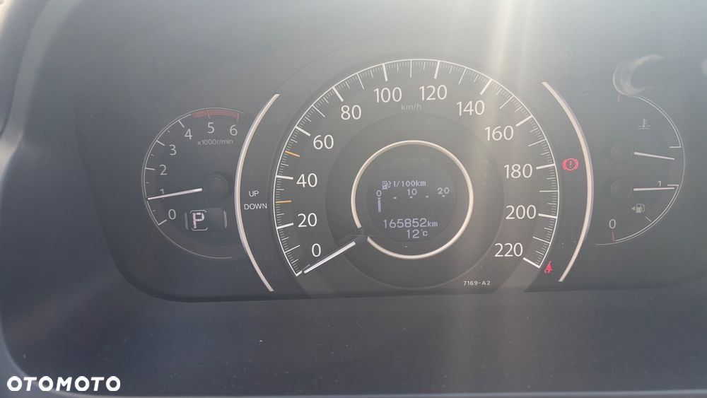 Honda CR-V 1.6i DTEC 4WD Automatik Lifestyle Plus - 16
