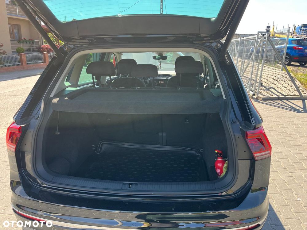 Volkswagen Tiguan - 13