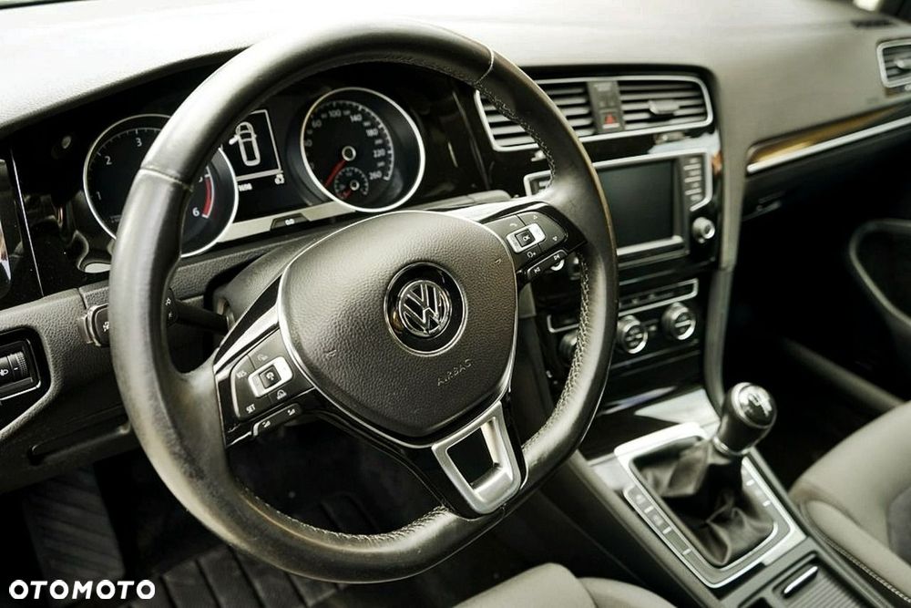 Volkswagen Golf 1.6 BlueTDI Trendline - 22