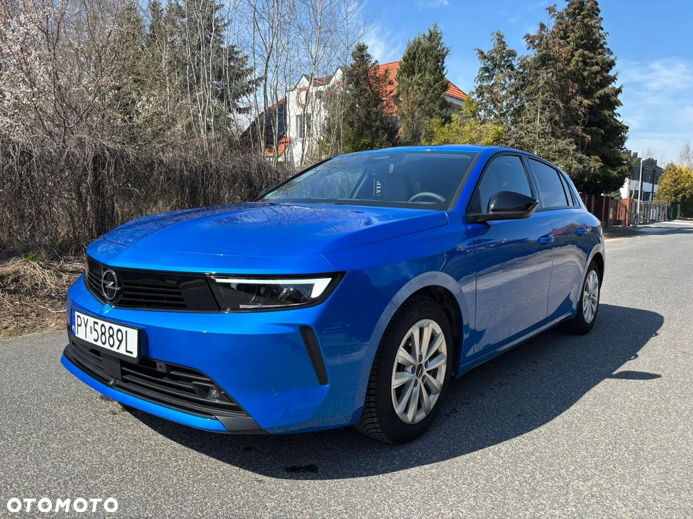 Opel Astra 1.2 Turbo Business Edition - 1