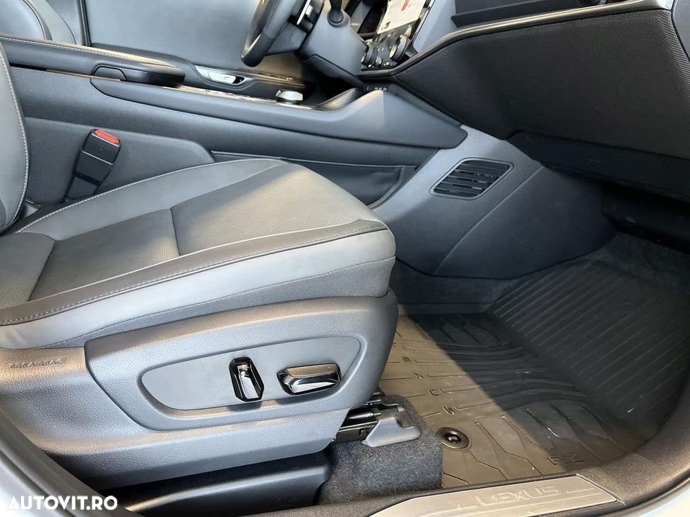 Lexus Seria RZ 350e Executive - 18