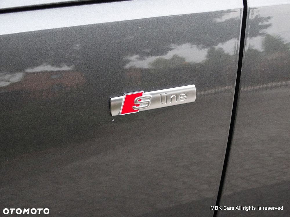 Audi A4 Limousine - 17