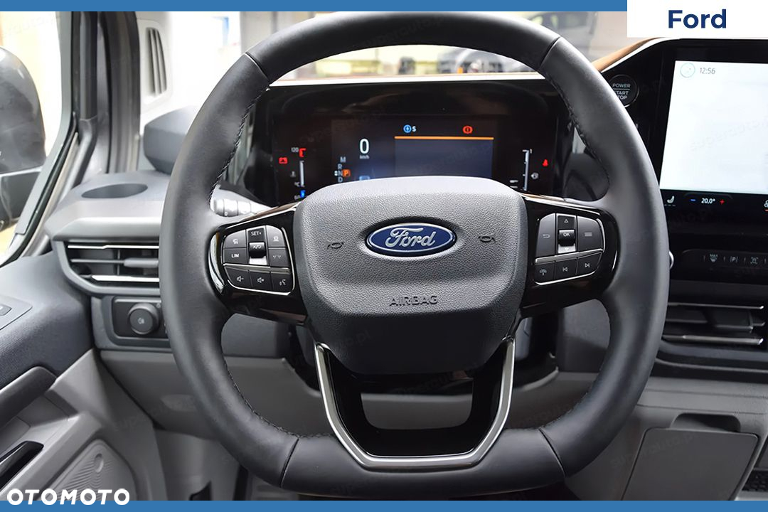 Ford Tourneo Custom - 9