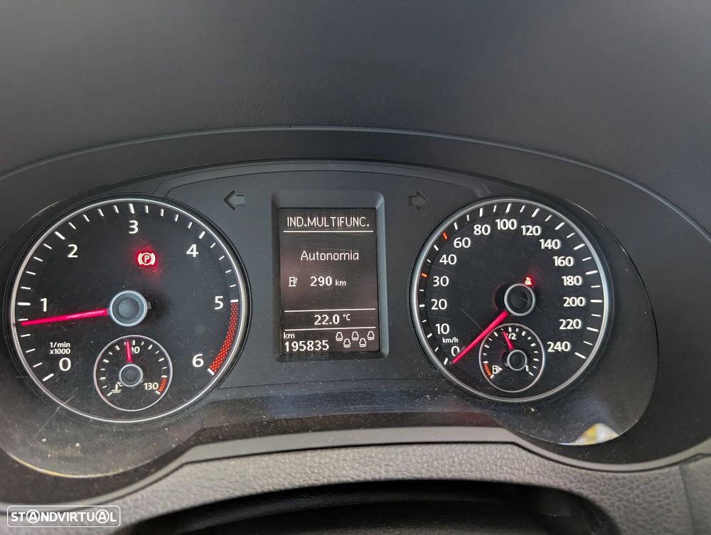 VW Sharan 2.0 TDi Confortline - 14