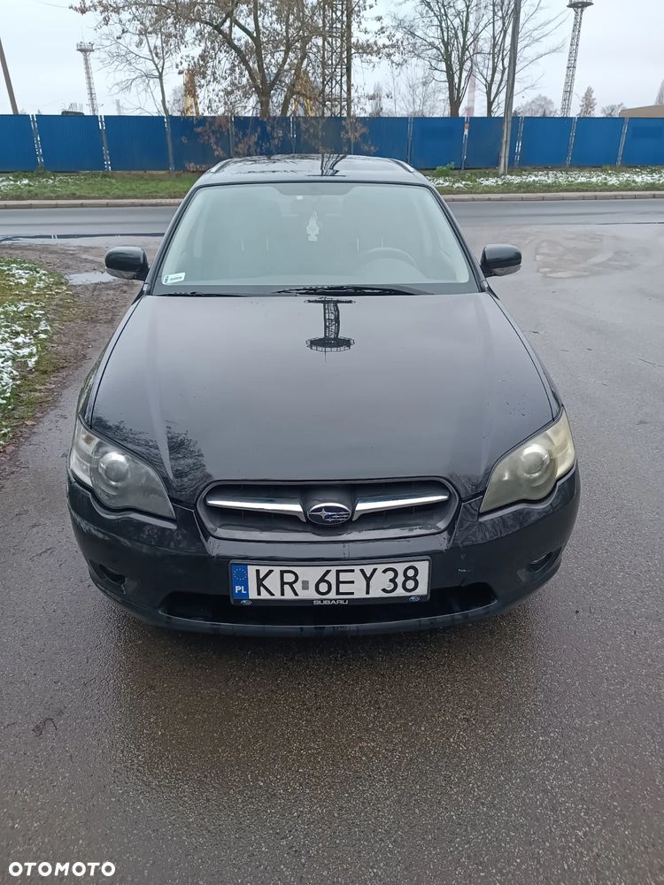 Subaru Legacy - 38