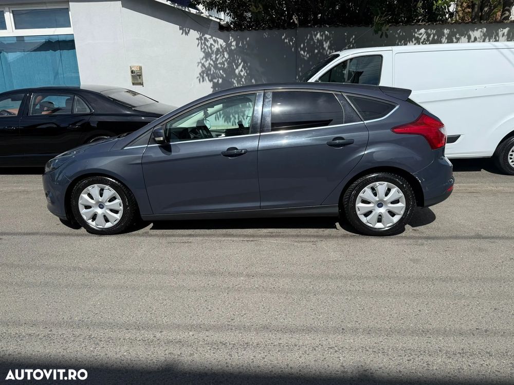 Ford Focus 1.6 TDCI DPF Start-Stopp-System Titanium - 2