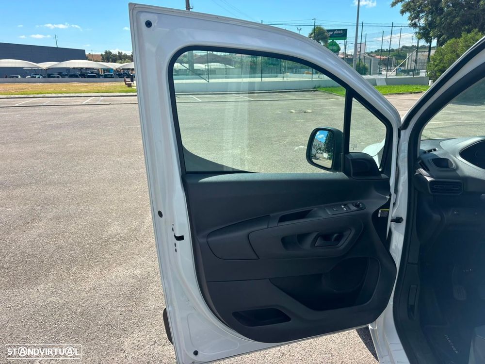 Peugeot Partner L1 1.5 BLUEHDI 102cv  - GPS - AC - IVA DEDUTÍVEL - 21