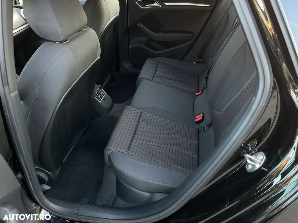 Audi A3 1.6 TDI Sportback S tronic sport - 8