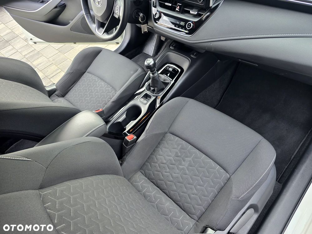 Toyota Corolla 1.2 T Comfort - 25