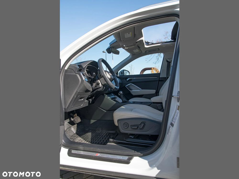 Audi Q3 45 TFSI Quattro S-Line S tronic - 18