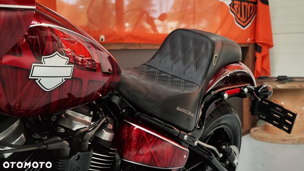 Harley-Davidson Softail Street Bob - 31