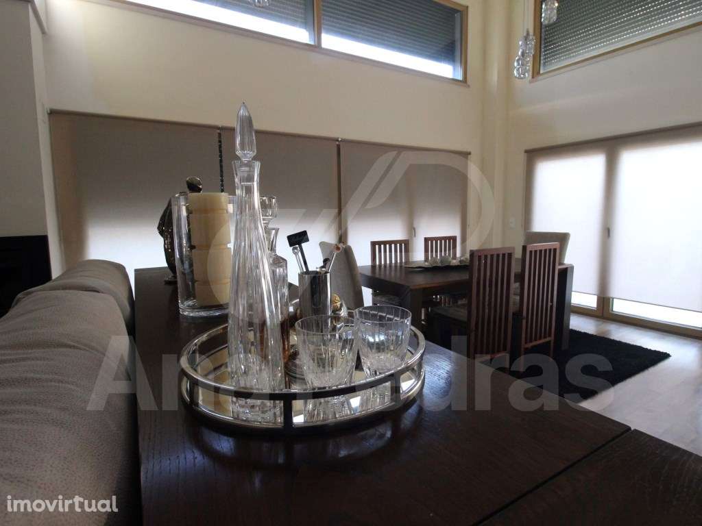 Contemporânea Moradia T4 - Grande imagem: 5/33