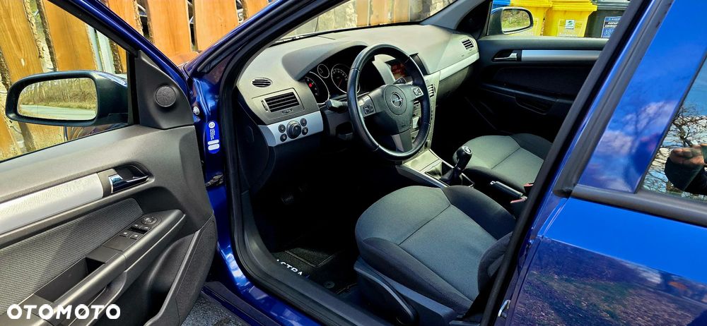 Opel Astra 1.8 Innovation - 10