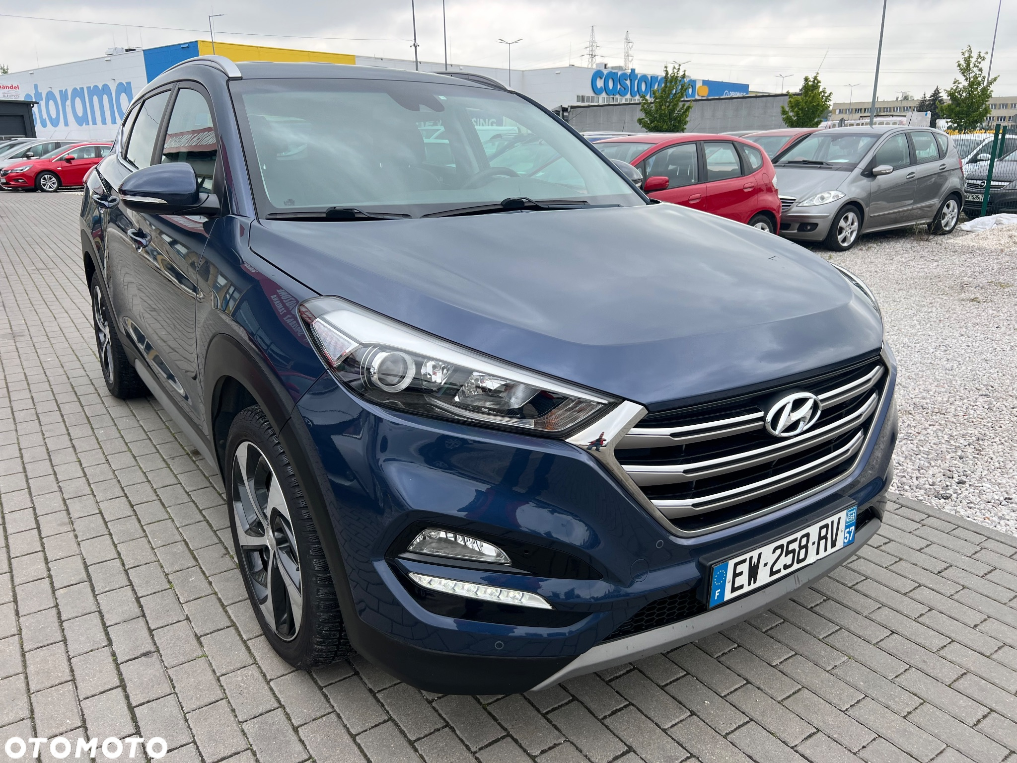 Hyundai Tucson blue 1.7 CRDi 2WD DCT Premium - 2