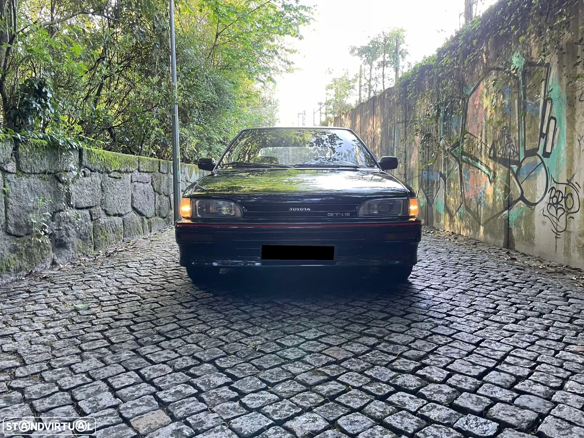 Toyota Corolla GT-i 16 - 25