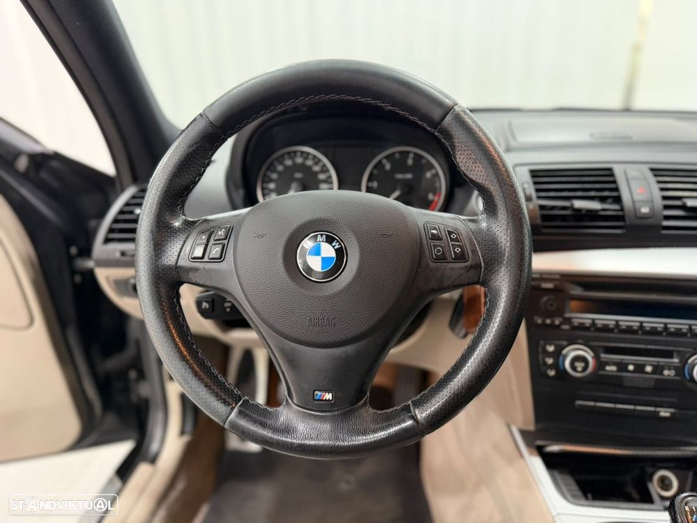 BMW 118 d Pack M - 9
