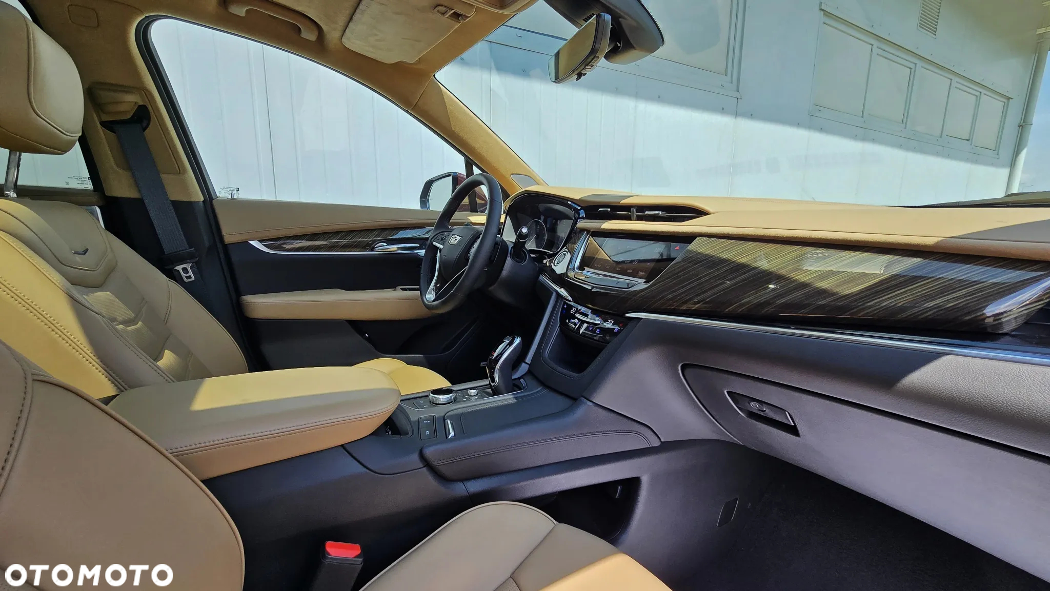 Cadillac XT6 - 12